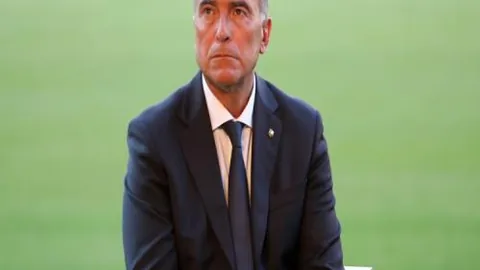 “国际米兰逆境出击，比萨防线展现韧性！激战一触即发！”